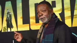 Carl Wheaters participó en diversas producciones de cine y televisión en Hollywood