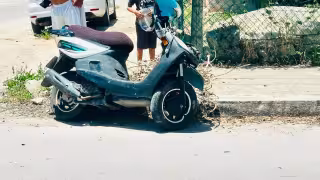 Choque de motocicletas en Chetumal termina con amputación de varios dedos del pie