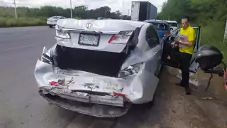Los autos involucrados presentaron daños materiales