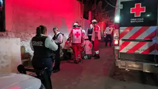 Fue rodeado por una turba de vecinos y linchado