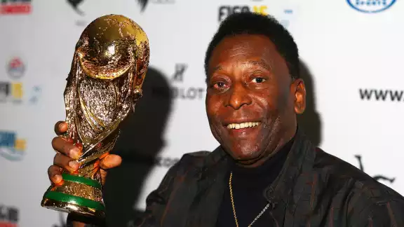 Pelé falleció a los 82 años Pelé falleció a los 82 años