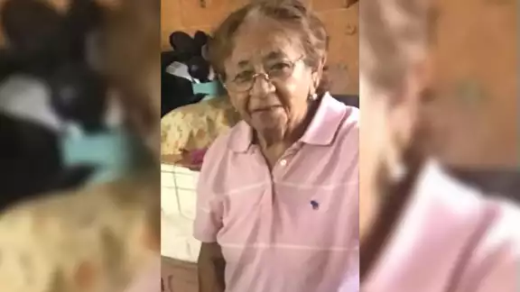 Al momento de su desaparición tenía un pantalón de mezclilla iba vestida con un pantalón de mezclilla y blusa azul con florecitas Foto: Facebook Al momento de su desaparición tenía un pantalón de mezclilla iba vestida con un pantalón de mezclilla y blusa azul con florecitas Foto: Facebook