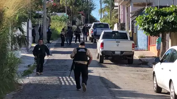 El “laboratorio” era presuntamente utilizado para la “limpieza” de autos en situación de robo El “laboratorio” era presuntamente utilizado para la “limpieza” de autos en situación de robo