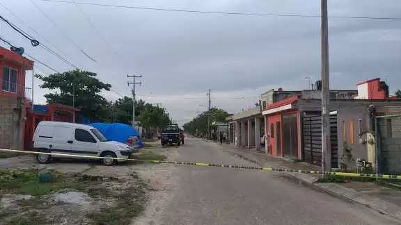 Vecinos de la súper manzana 212 reportaron el hallazgo esta mañana Vecinos de la súper manzana 212 reportaron el hallazgo esta mañana