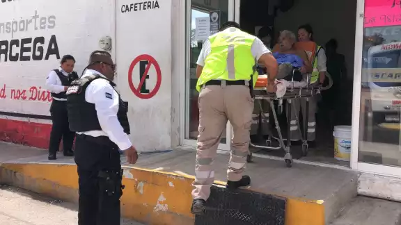 El abuelito fue trasladado al Hospital de Especialidades de Campeche El abuelito fue trasladado al Hospital de Especialidades de Campeche