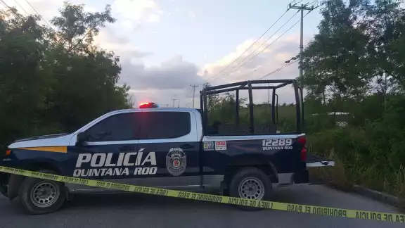 El cadáver fue trasladado a las instalaciones del Servicio Médico Forense en Cancún para la necropcia de ley El cadáver fue trasladado a las instalaciones del Servicio Médico Forense en Cancún para la necropcia de ley