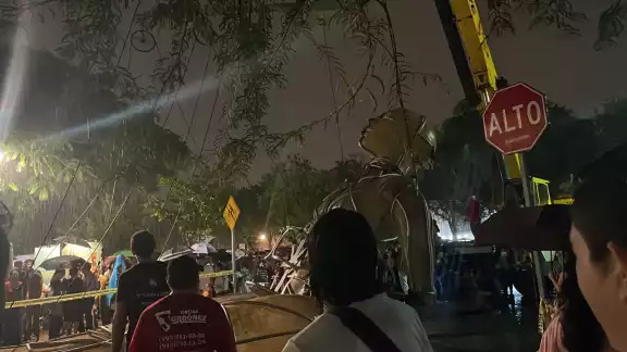 Debido a la lluvia de esta noche no se realizó el paseo del Gigante de la Fura