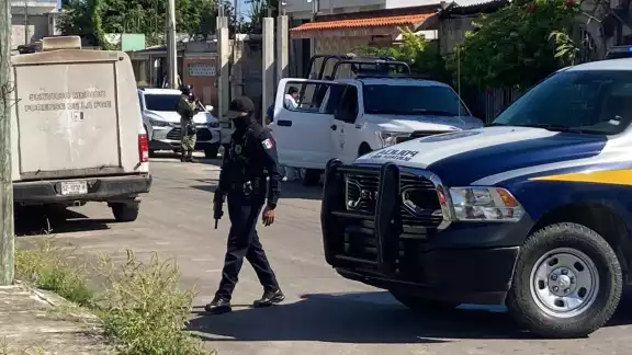 Policías bloquearon las investigaciones en el cateo Policías bloquearon las investigaciones en el cateo