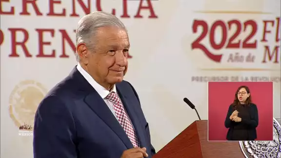 AMLO dejó en claro que los opositores al Tren Maya se olvidan de la opinión del pueblo, que está de acuerdo en la construcción de las vías férreas, refiriéndose al Tramo 5 Sur en Quintana Roo AMLO dejó en claro que los opositores al Tren Maya se olvidan de la opinión del pueblo, que está de acuerdo en la construcción de las vías férreas, refiriéndose al Tramo 5 Sur en Quintana Roo