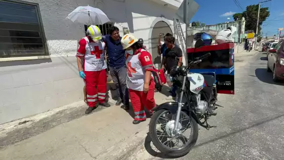 El motociclista fue llevado al hospital por las lesiones provocadas en el accidente El motociclista fue llevado al hospital por las lesiones provocadas en el accidente