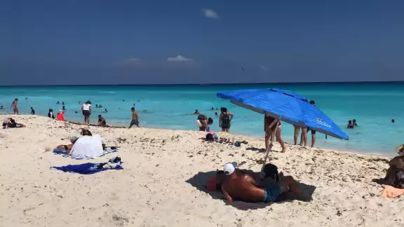 Cancún se encuentra en los preparativos para recibir a los turistas Cancún se encuentra en los preparativos para recibir a los turistas