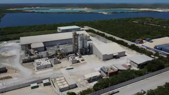 Cementeras expulsan partículas que desatarán padecimientos en el Norte de Mérida Cementeras expulsan partículas que desatarán padecimientos en el Norte de Mérida