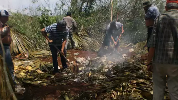 A las generaciones recientes de yucatecos les da pena hablar el idioma de sus antepasados A las generaciones recientes de yucatecos les da pena hablar el idioma de sus antepasados