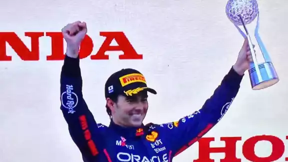 Checo Pérez suma su noveno podio de la temporada