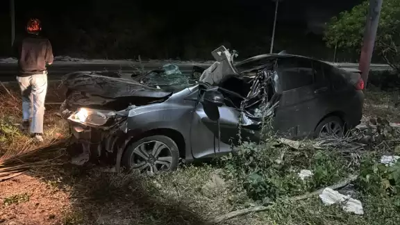 Mujer pierda la vida en aparatoso accidente en Quintana Roo Mujer pierda la vida en aparatoso accidente en Quintana Roo