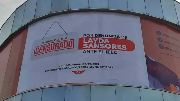 La imagen de Eliseo Fernández Montufar fue borrada del edificio de Movimiento Ciudadano La imagen de Eliseo Fernández Montufar fue borrada del edificio de Movimiento Ciudadano