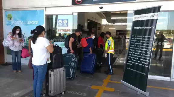 Trabajadores destacan que los pocos casos se debe a los filtros de seguridad que se han puesto en marcha Trabajadores destacan que los pocos casos se debe a los filtros de seguridad que se han puesto en marcha