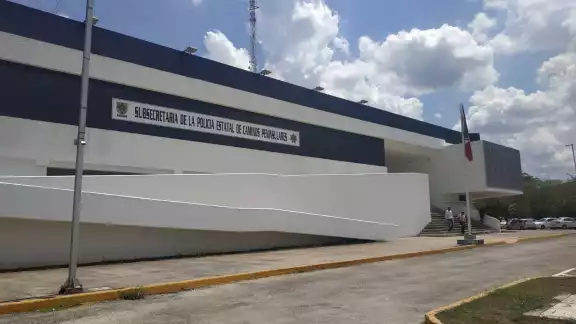 Los tres acusados son señalados de estafar a cientos de personas mediante un fraude piramidal. Los tres acusados son señalados de estafar a cientos de personas mediante un fraude piramidal.