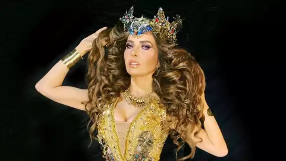 Serán cinco actrices las que darán vida a Gloria Trevi en distintas etapas de su vida Serán cinco actrices las que darán vida a Gloria Trevi en distintas etapas de su vida