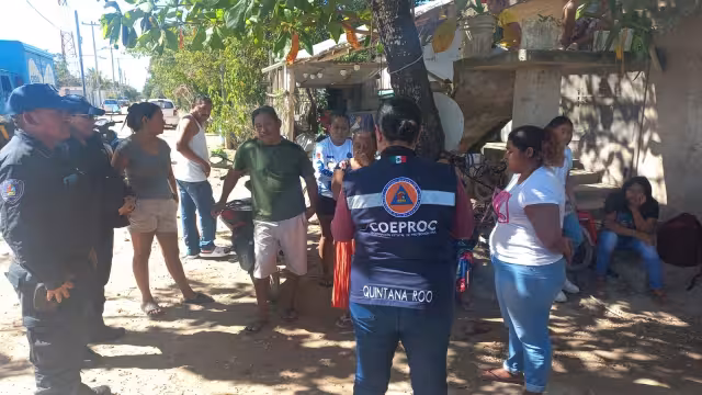 Protección civil continúa con la búsqueda de los pescadores de Holbox.