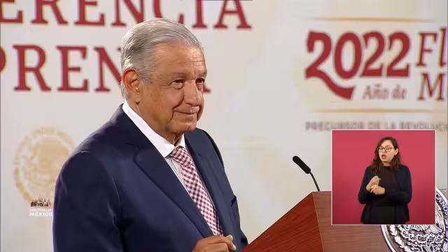 AMLO dejó en claro que los opositores al Tren Maya se olvidan de la opinión del pueblo, que está de acuerdo en la construcción de las vías férreas, refiriéndose al Tramo 5 Sur en Quintana Roo