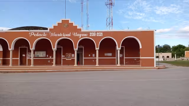 El Palacio Municipal fue prácticamente abandonado luego de victoria de Yamili Cupul Vázquez