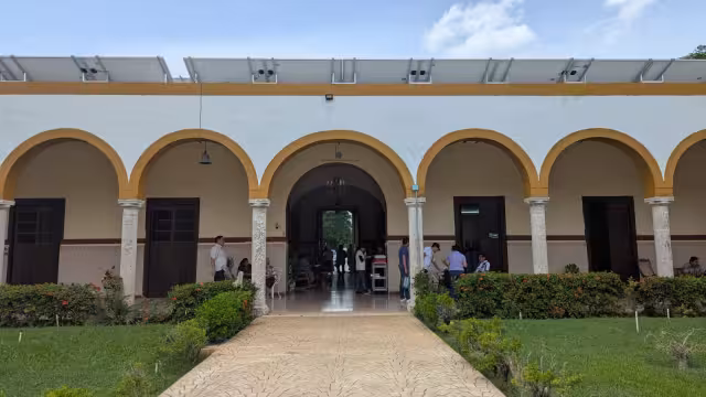 Para los adultos mayores del Asilo Brunet Celarain los insumos de higiene personal son esenciales