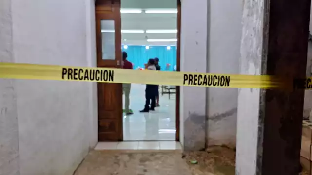 Las dos mujeres que fueron trasladadas al hospital general de esta ciudad, se encuentra delicada de salud,