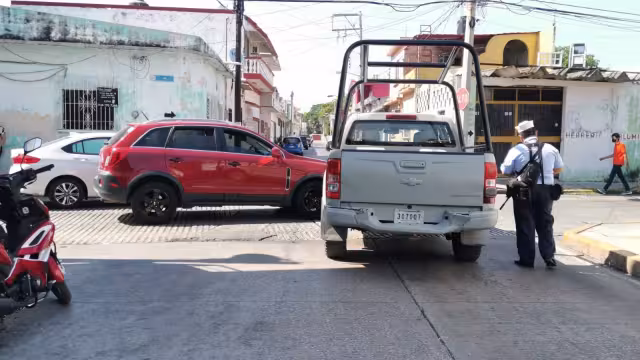 El golpe no fue de consideración, por lo que ambos conductores llegaron a una cuerdo