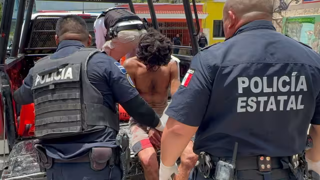 Tras persecución, capturan a presunto delincuente en hotel de Campeche