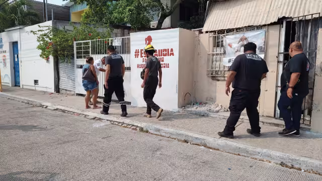 El hombre no se encontraba en su casa, ya que se había ido a trabajar