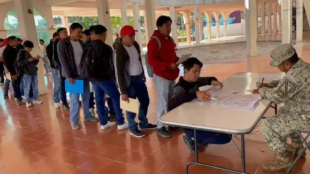 Corresponde a la Clase 2007 y remisos, ante la Secretaría de la Defensa Nacional.