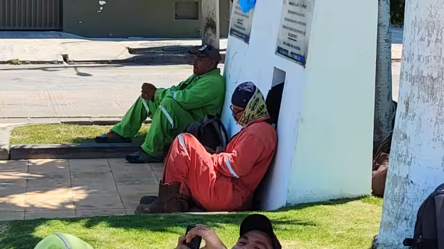 Carmen exige acciones coordinadas para enfrentar crisis económica y falta de pagos