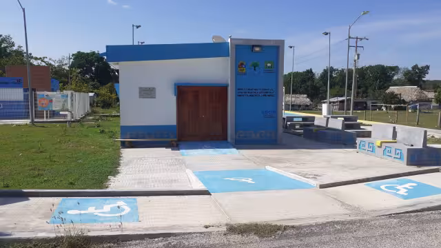 La madre de la menor se negó a poner una denuncia, pidiendo solo el cambio del docente a otro plantel.