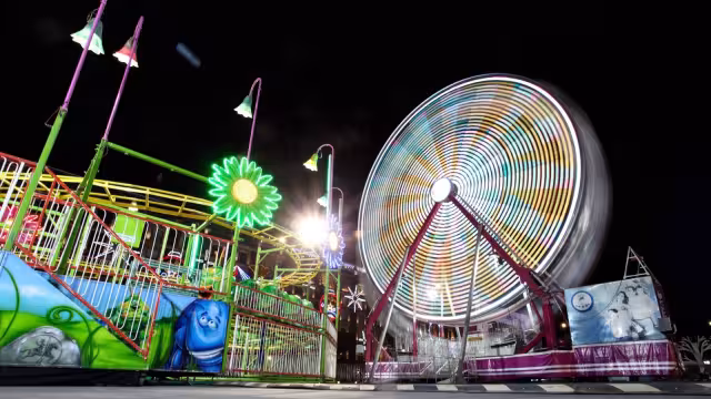 Como medida sanitaria no habrá venta de alimentos al interior de la verbena navideña y se pide a los capitalinos usar cubrebocas.