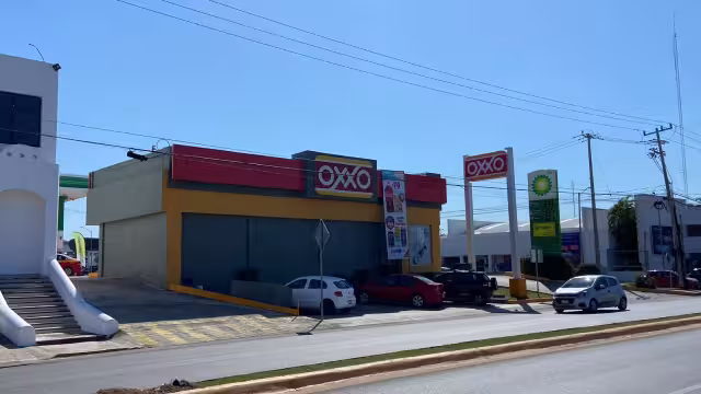 Los empleados fueron despojados de 900 pesos en efectivo y mercancía de la tienda