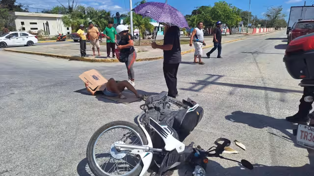 Motociclistas provoca accidente y deja lesionados en Felipe Carrillo Puerto