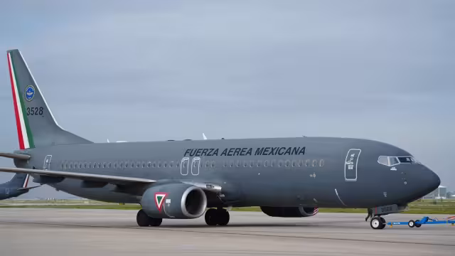 El primer avión de la Fuerza Aérea Mexicana ya despegó hacia Israel