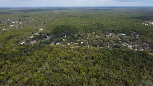 Se han implementado acciones para regularizar la situación de asentamientos creados de manera ilegal.

