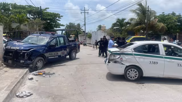 Ambos conductores resultaron con lesiones tras el choque