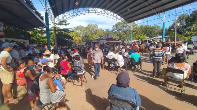 La doctora Clarita Vazquez Chan dio a conocer que en esta campaña se dispuso de 2 mil 500 dosis para aplicar