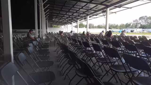 Poco antes de empezar su campaña, el candidato del MAS, ejecutó una caminata desde la Avenida 11