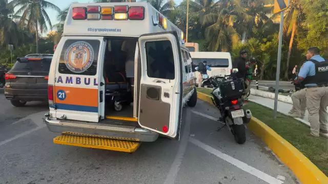 Paramédicos y elementos de la Policía Turística respondieron al llamado.