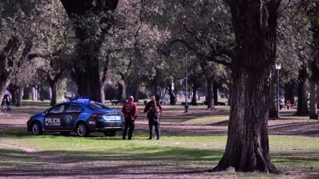 Ataque deja un muerto y dos heridos en la cárcel de Georgia donde Donald Trump fue fichado