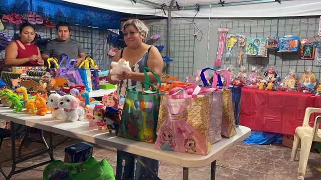 Los comediantes “La Posona”, Tila María Sesto y “Chino” Fernández, estarán presentes en el Paseo de Reyes