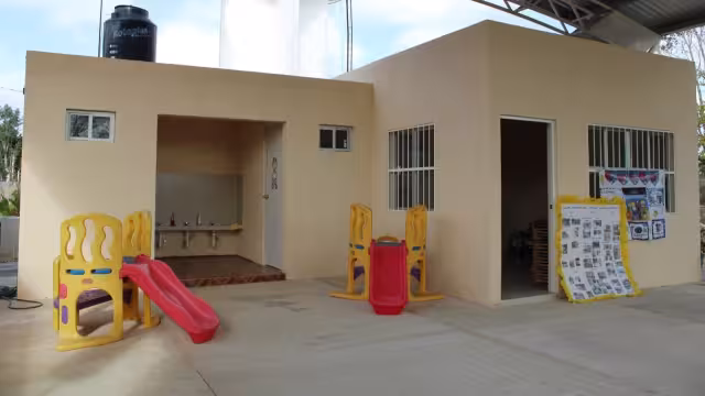 López Obrador ha cumplido con el compromiso de beneficiar las mil 629 escuelas de educación básica