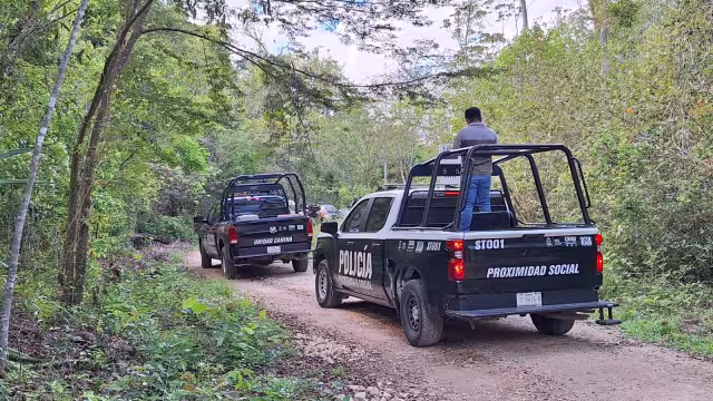 El operativo partió desde la Fiscalía General del Estado y avanzó hacia la carretera federal 184 rumbo a Chunhuas