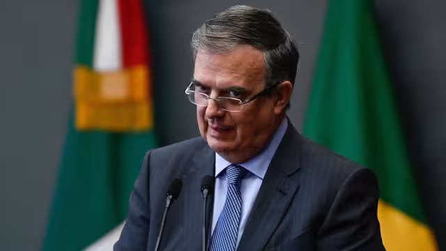 Ebrard publica orden del Tribunal Electoral que exige a Morena responder su queja sobre el proceso interno