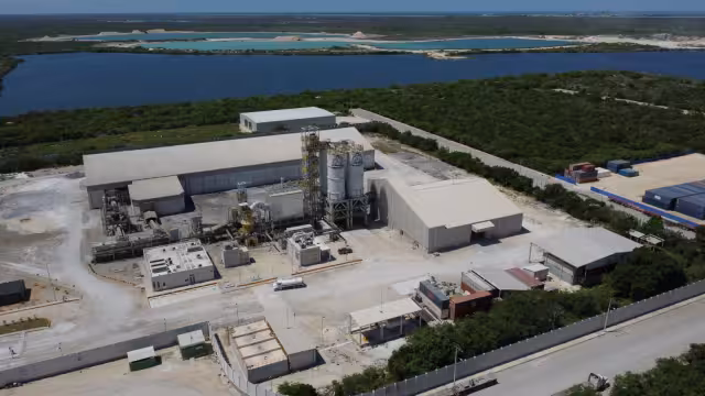 Cementeras expulsan partículas que desatarán padecimientos en el Norte de Mérida