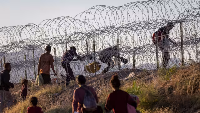 Texas apeló el fallo que permitía a Joe Biden cortar el alambre de púas en frontera con México